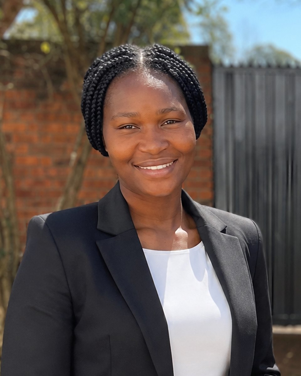 Cathrine Dhliwayo, Bookkeeper