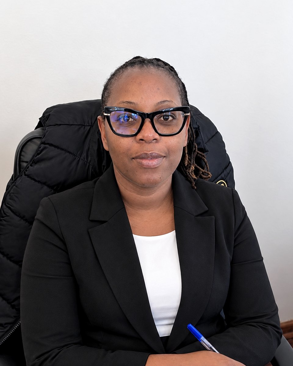 Nompumelelo Moyo, Conveyancing Clerk